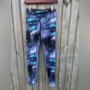 NWT Lululemon Wunder Under Pant Size 4